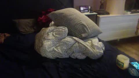 ashtongue online show from December 17, 6:02 am