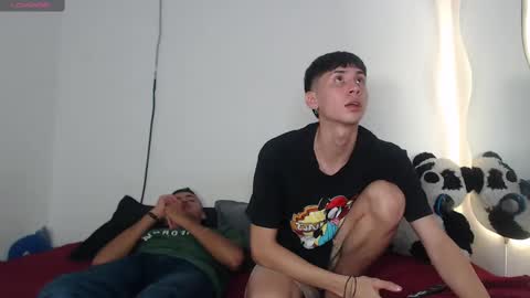 Snapshot of stebeen_smith chatting on March 12, 1:36 am stebeen smith online show from March 12, 1:36 am