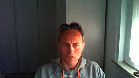 sten015 online show from May 11, 3:51 pm