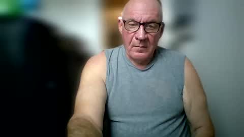 stevejons47 online show from February 11, 4:46 pm