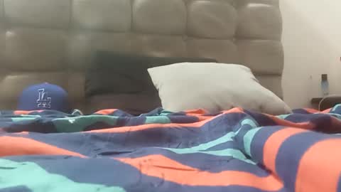 steven_moreno25 online show from November 3, 5:00 am