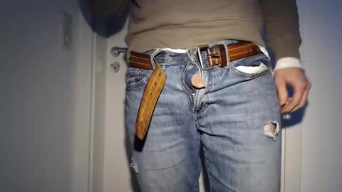 Snapshot of steveo_85 chatting on January 18, 12:04 pm white beef online show from January 18, 12:04 pm