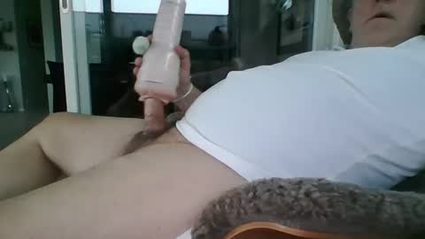 Steeg online show from January 24, 1:25 pm