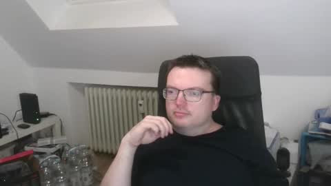 Oliver online show from January 15, 9:17 pm