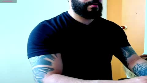 stiven253958 online show from May 28, 5:22 pm