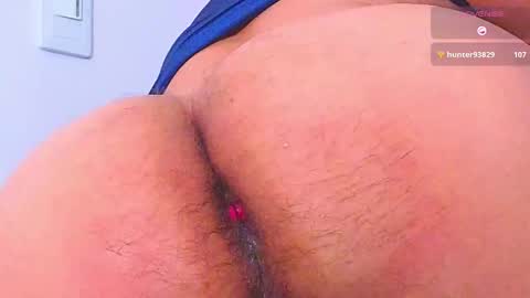 Stiven Montiel online show from December 4, 2:35 pm