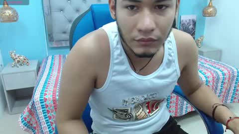 STIV AND TACZU online show from December 3, 12:38 pm