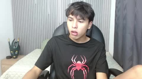 Stiwen online show from April 4, 1:30 pm