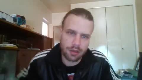 stockingsnfeet online show from May 19, 9:37 am