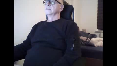 Snapshot of stoertebeker1958 chatting on October 26, 1:35 pm stoertebeker1958 online show from October 26, 1:35 pm