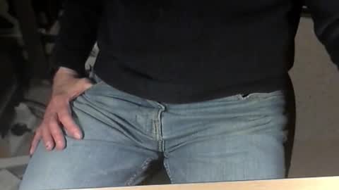 Dave online show from January 5, 8:45 pm