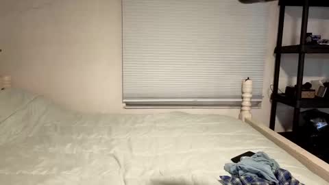 str8whiteboy21 online show from April 15, 4:12 am