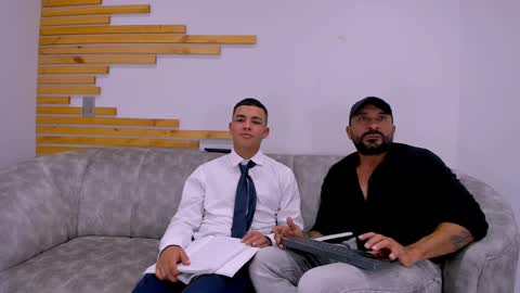 Angel online show from December 10, 1:55 pm