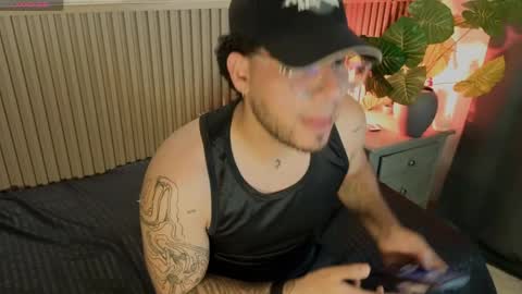 STREAMINGILICIUS  online show from April 29, 2:05 am