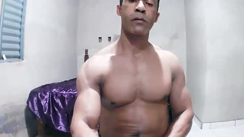 strongdaddyfantastic online show from April 29, 6:18 am