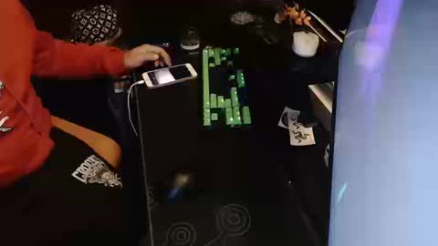 Snapshot of stud69861714 chatting on October 13, 9:15 am stud69861714 online show from October 13, 9:15 am