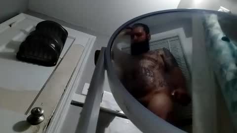 studwittatts69 online show from December 18, 11:24 am