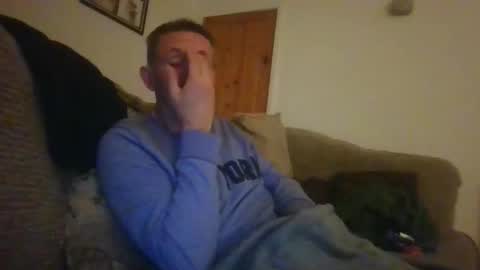 stuuuey73 online show from April 22, 9:52 pm