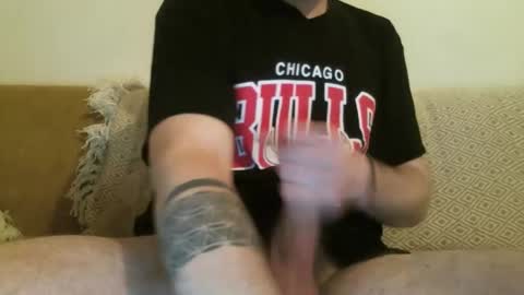 Snapshot of suckmydick1199 chatting on March 1, 8:31 pm suckmydick1199 online show from March 1, 8:31 pm