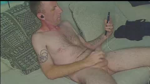 sum4u2see43 online show from May 18, 6:23 pm