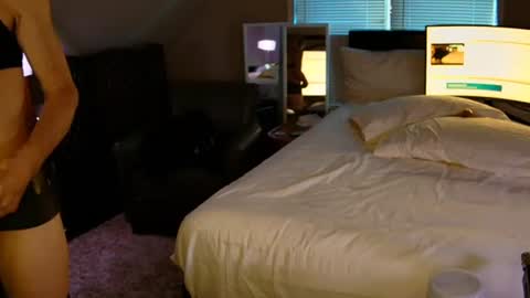 summerpantyfun1 online show from June 28, 11:22 pm