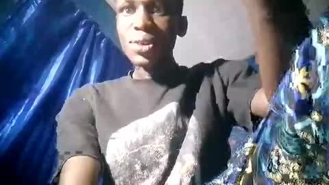 Sunnyblack2 online show from April 10, 8:32 am