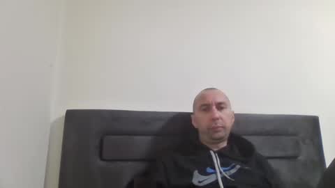 super42835015 online show from December 31, 4:57 pm