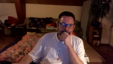 supersquirrel81 online show from March 3, 8:59 pm