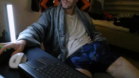 swe9090 online show from March 8, 1:37 am