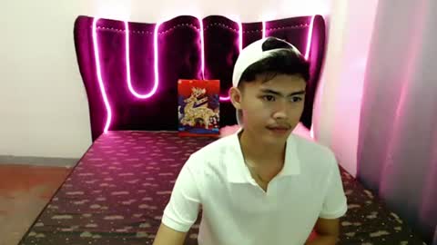 sweet_asians_fucker21 online show from January 14, 5:45 am