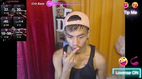 Snapshot of sweetbigcockz chatting on October 27, 5:59 pm sweetbigcockz online show from October 27, 5:59 pm