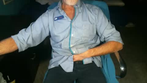 Snapshot of sweetman4a chatting on October 26, 11:45 am Michael online show from October 26, 11:45 am