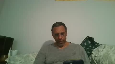 swimmerbod2495 online show from February 23, 3:41 am