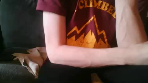 swontguy2025 online show from April 9, 11:27 am