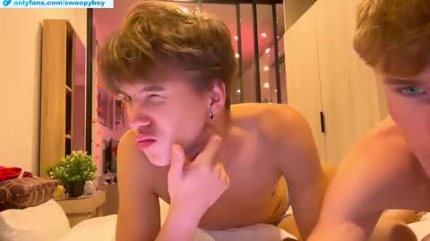 swoopyboy online show from October 17, 11:36 am