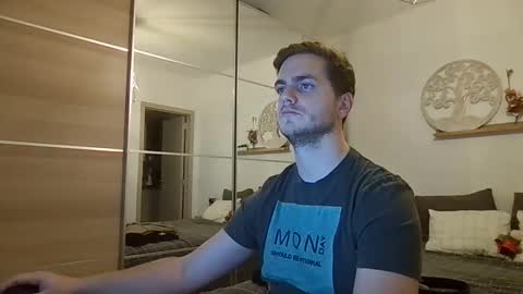 syl092 online show from November 6, 5:27 pm