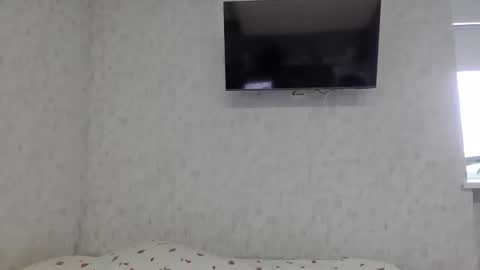 Den online show from December 2, 11:57 am