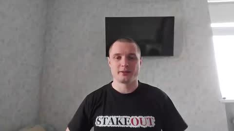 Den online show from April 29, 8:19 am