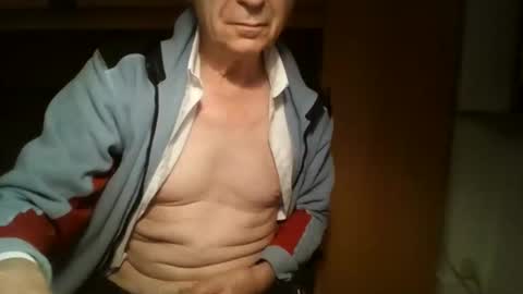 Snapshot of t5519t chatting on October 16, 3:14 am t5519t online show from October 16, 3:14 am