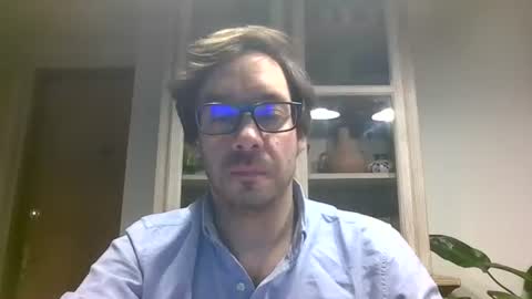 t_fuenzalida online show from August 6, 5:35 am