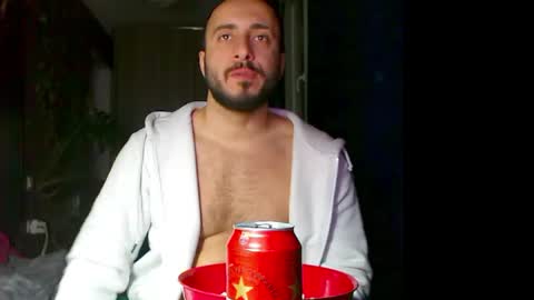 Huracane online show from January 10, 6:12 pm