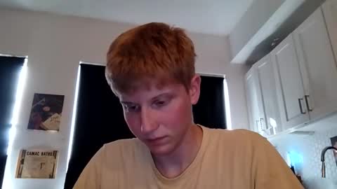 collegetwinkboi online show from March 1, 4:28 pm