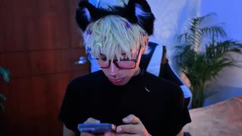 Snapshot of taichi_bluy chatting on October 25, 6:59 am taichi online show from October 25, 6:59 am