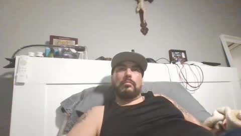 talllatino310 online show from December 18, 6:43 am