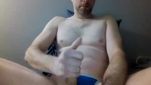 Snapshot of tallskinnylong chatting on January 6, 12:35 pm tallskinnylong online show from January 6, 12:35 pm