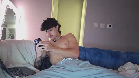 TallTatsAndHandsome online show from February 23, 8:05 am