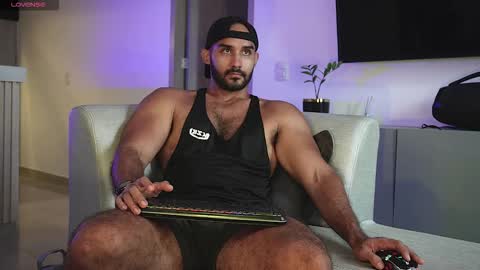 Tarek online show from October 27, 3:14 pm