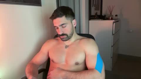 tarquit8 online show from February 3, 9:20 pm