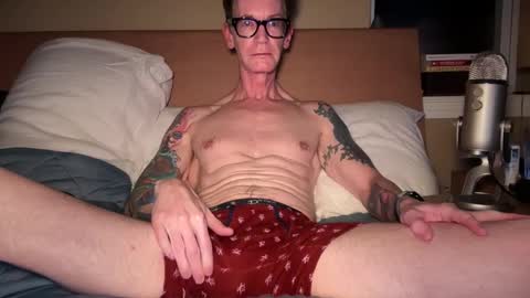 tattooed love boy online show from March 9, 12:53 am