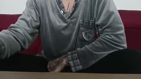 Tatuado20cm online show from March 4, 10:17 pm